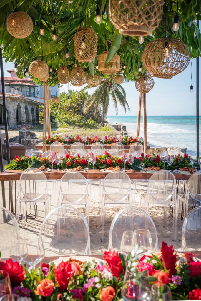 Decoración tropical en la Casa de Al Capone con vista al mar en Varadero